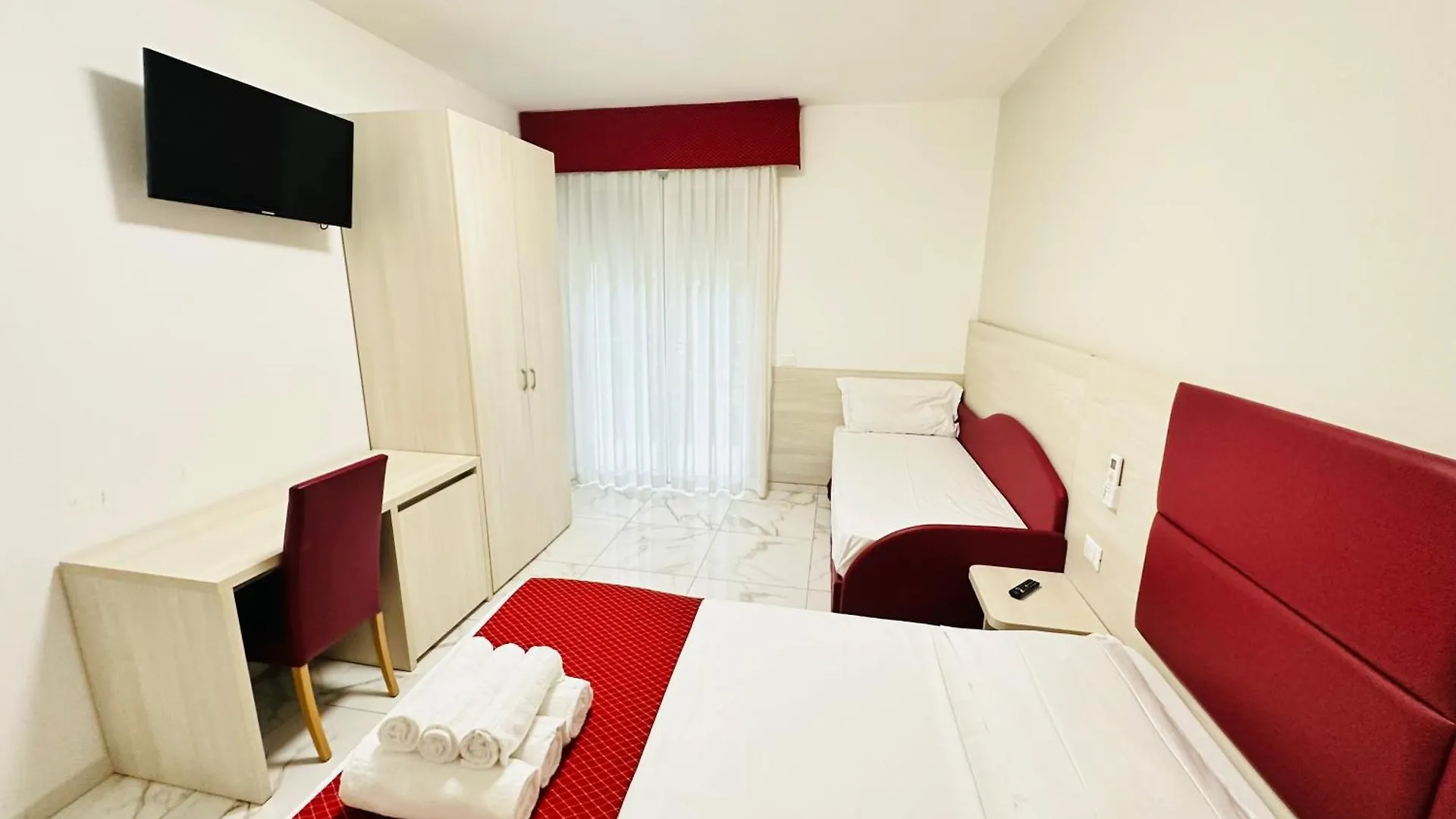 Dream Hub Hotel Mestre 0*,  Italy