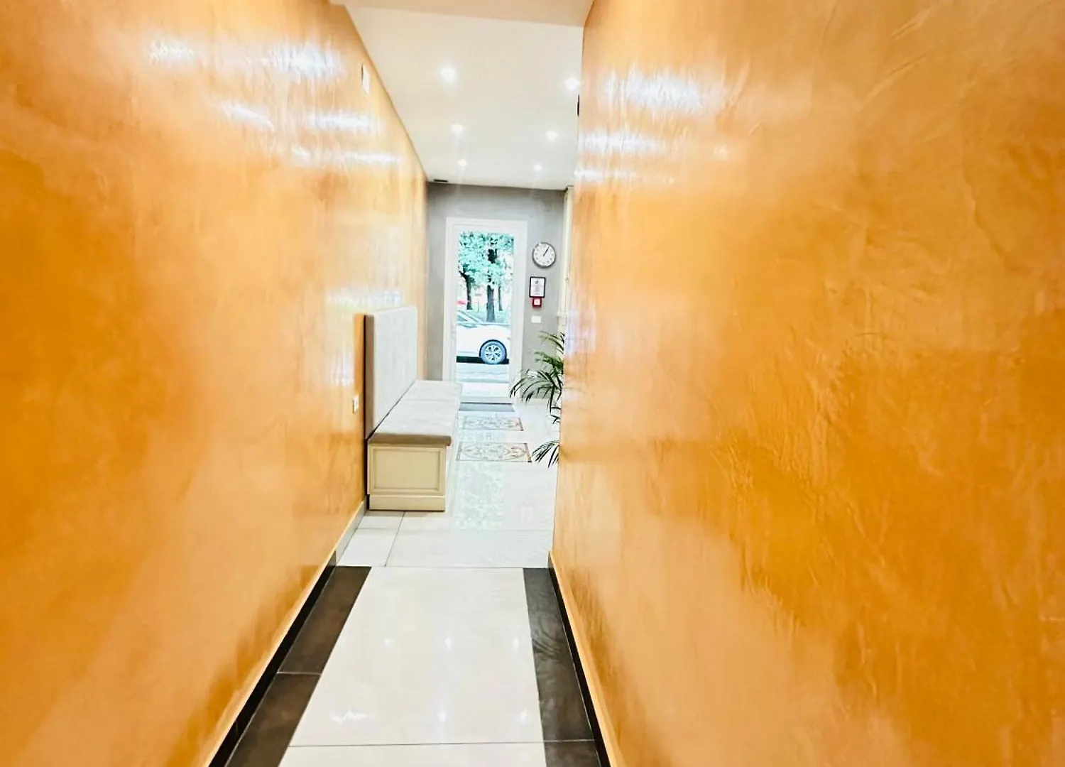 Guest house Dream Hub Hotel Mestre Italy
