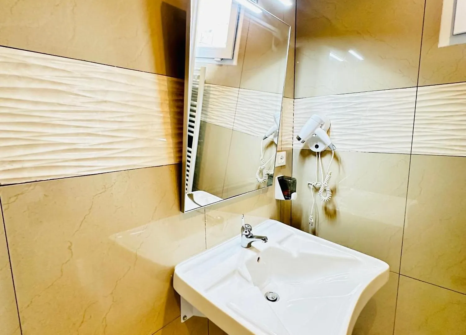Dream Hub Hotel Mestre 0*,